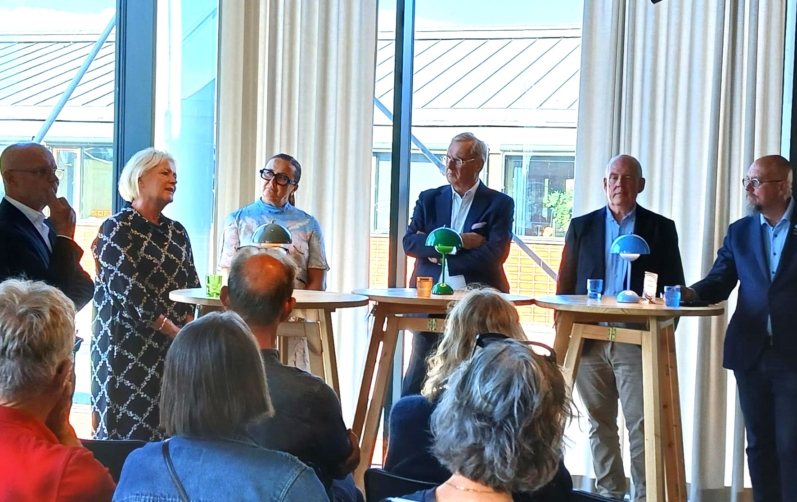 Panerldebatt under arkitekturveckan om hur fler ska få upp ögonen för Blekinges alla kvaliteter.